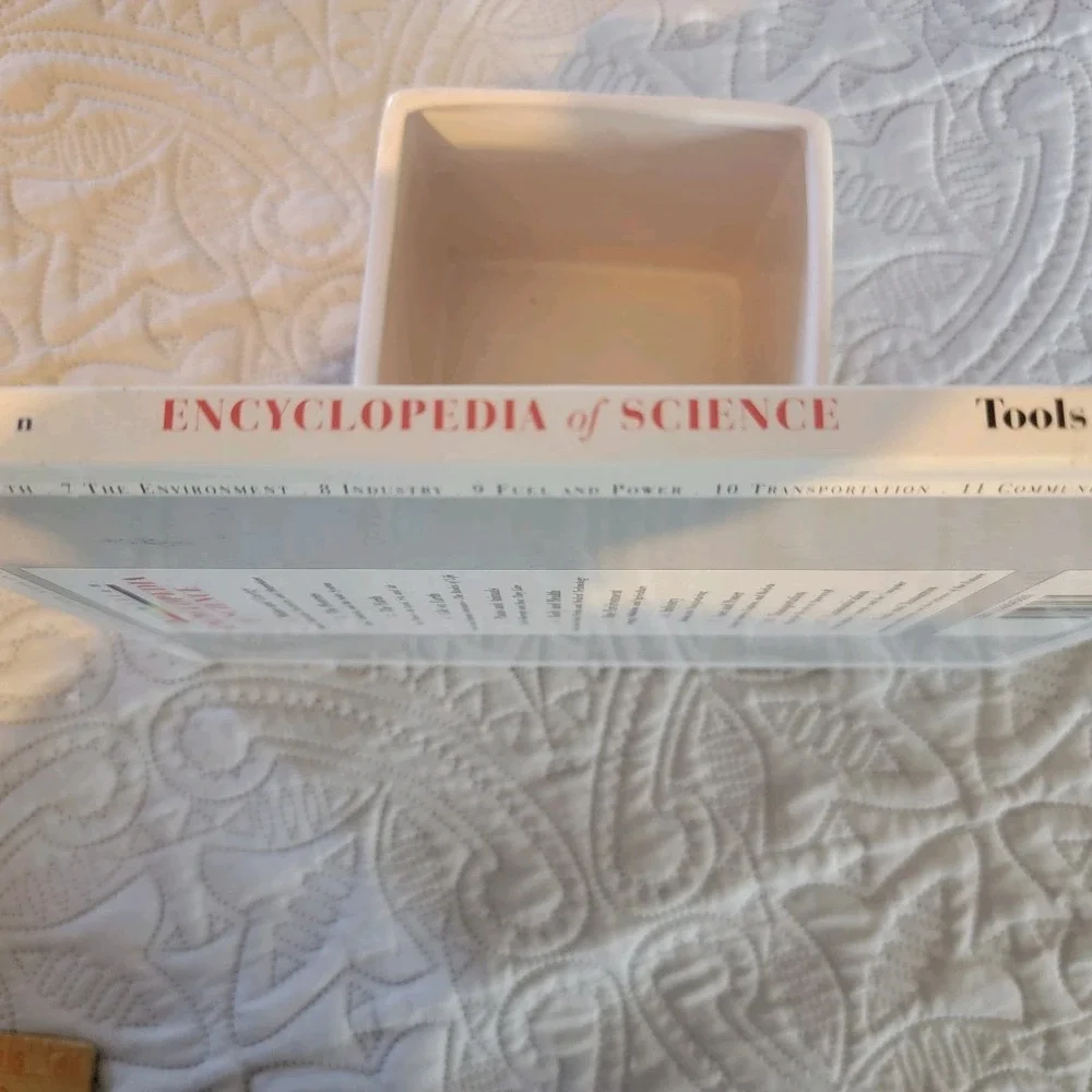 encyclopedia of science macmillan‎ tools kf tommrow, grade 4-9 rare revised 1997